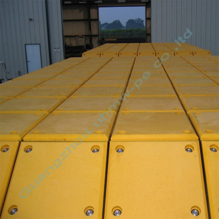 UHMWPE Marine fender facing pad corrosion resist and Eco-Friendly fender panel